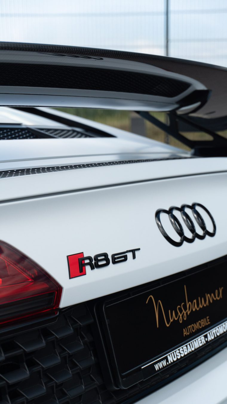 Audi — R8 GT V10 performance